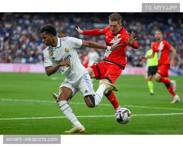 贝蒂斯攻击线火力全开，状态回暖剑指西甲争冠