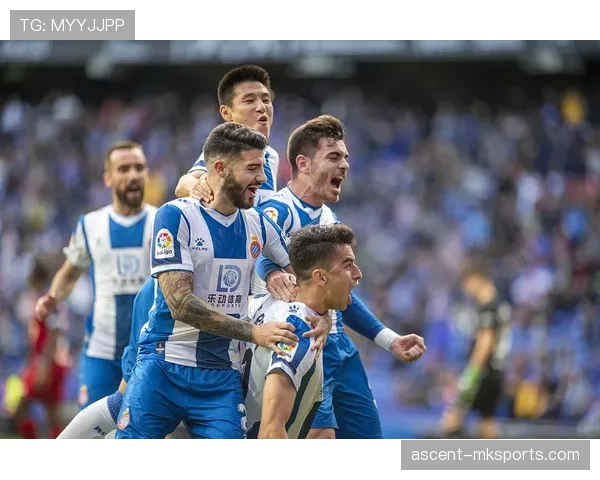 西甲球队阵容变动及转会动态最新汇总 西甲球队阵容变动及转会动态最新汇总