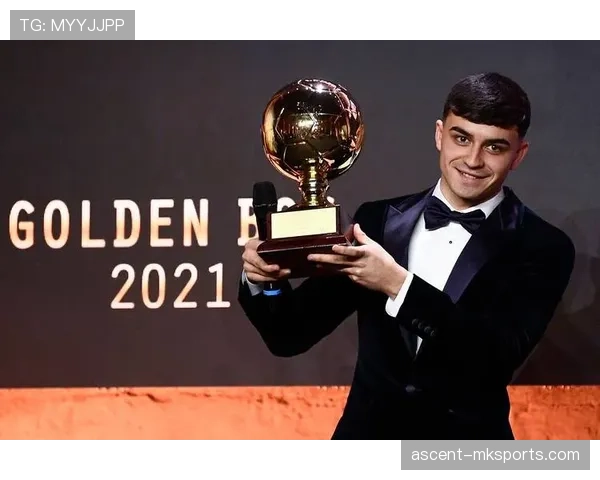 菲利克斯与穆西亚拉:技术型天才成长路径分化分析